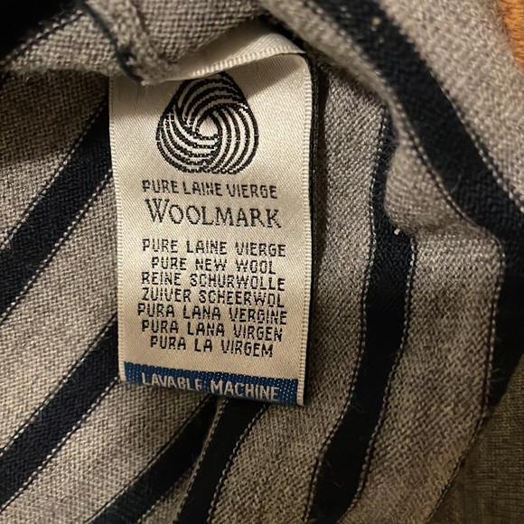 Lacoste 100% Wool Striped Sweater long sleeve Dress - Picture 7 of 7